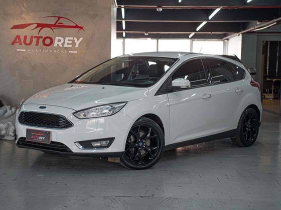 FORD FOCUS 1.6 SE 16V FLEX 4P MANUAL FORD FOCUS 1.6 SE 16V FLEX 4P MANUAL